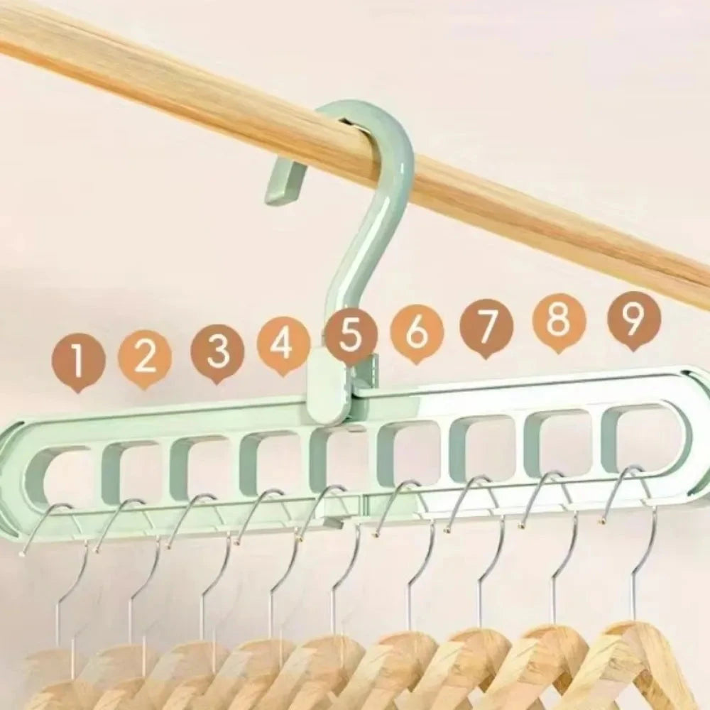 9-Hole Folding Hanger
