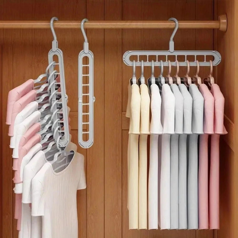 9-Hole Folding Hanger