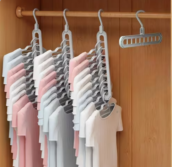 4pcs Hangers with 9 Holes